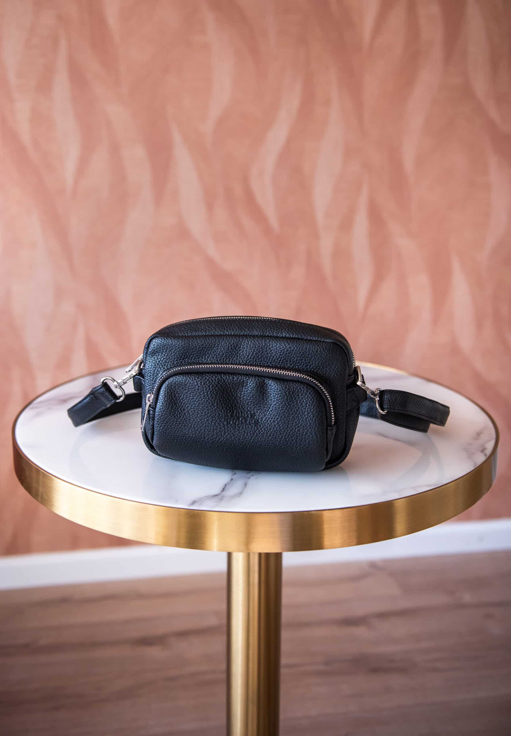 Vegan dog boss bag black