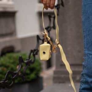 Wavy Lilo poopbag holder